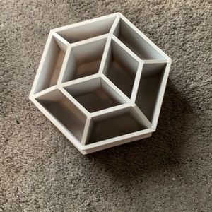 Geometric desk organizer
